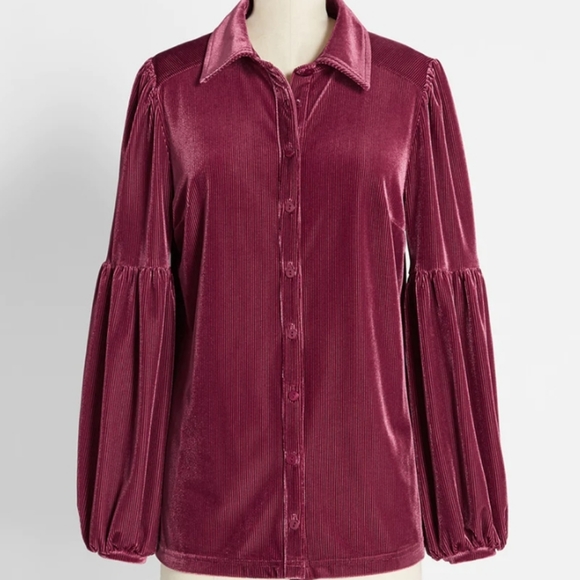 Modcloth Tops - Modcloth button up shirt, M